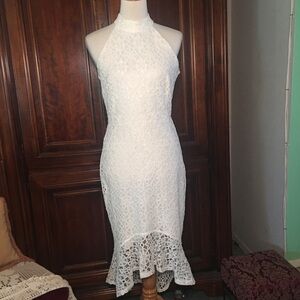 En focus Studio White Lace High Neck  Lined mermaid sleeveless Dress  Size 8